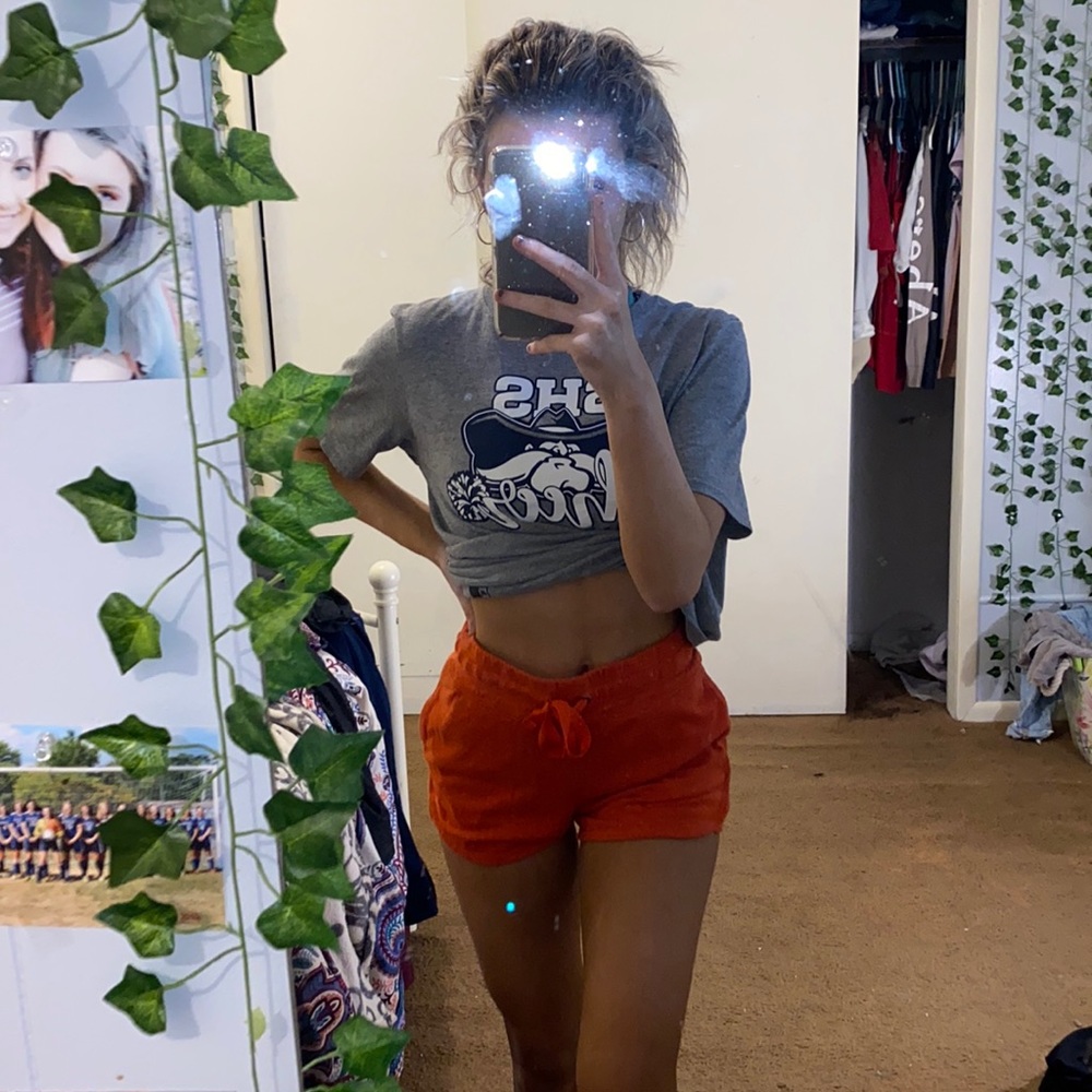 Athletic shorts